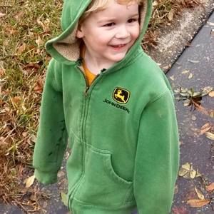 Meet your Posher, Jennie